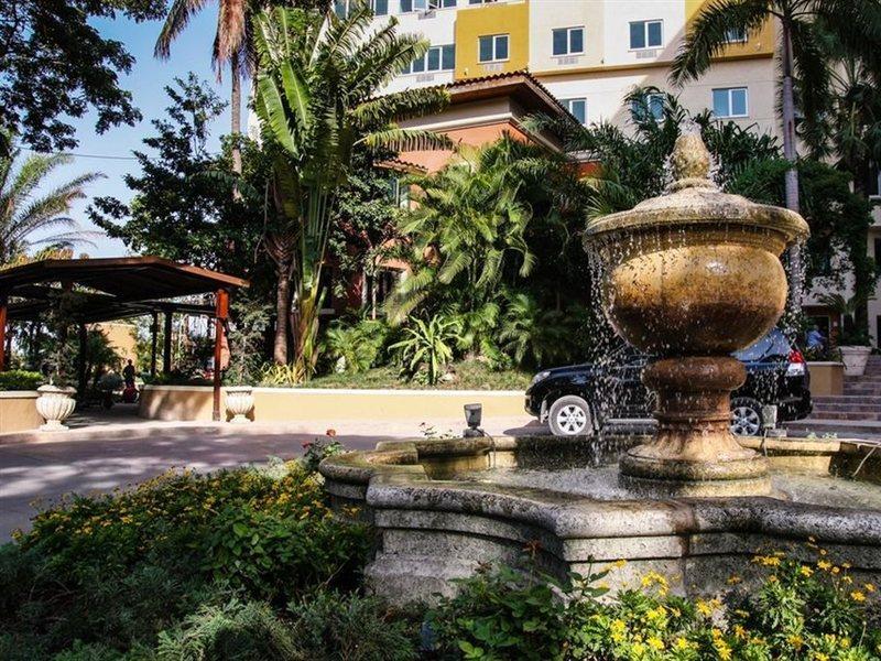 Hotel Royal Oasis Puerto Príncipe Exterior foto